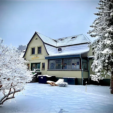 Haus Stenzinger Pensión 4*